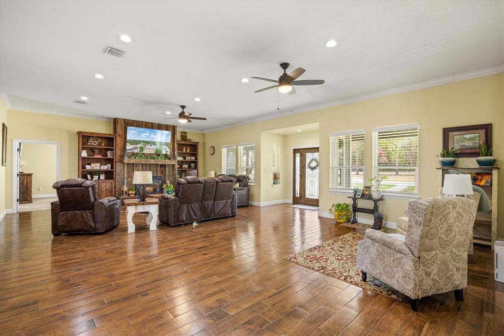9739 Waldrup Road Property Photo 9
