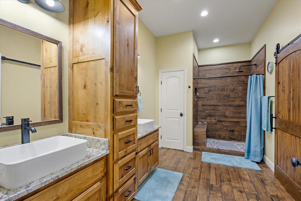 9739 Waldrup Road Property Photo 18