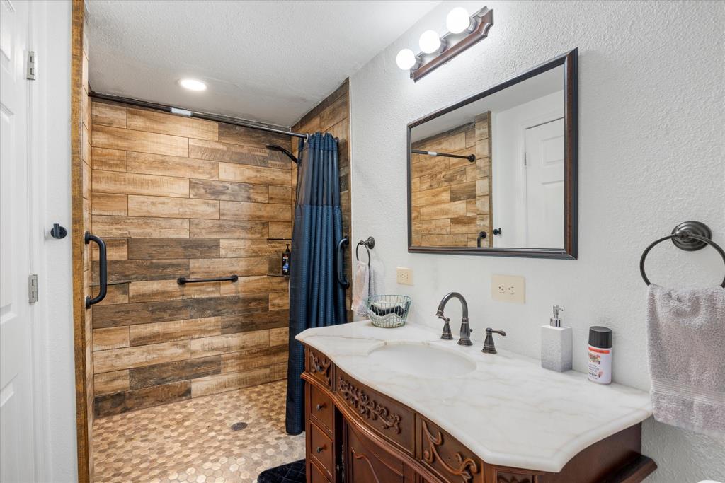 9739 Waldrup Road Property Photo 32