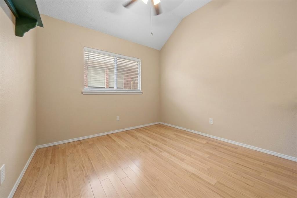6712 Braeview Drive Property Photo 8