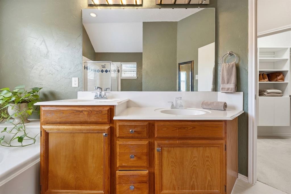 6712 Braeview Drive Property Photo 9
