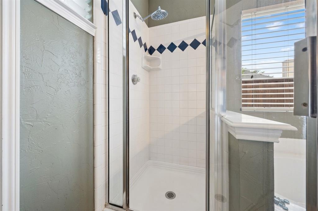 6712 Braeview Drive Property Photo 10