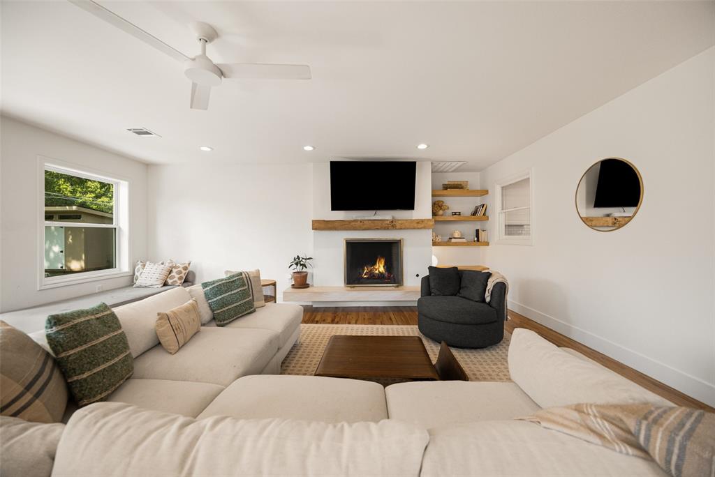 11207 Sinclair Avenue Property Photo 1