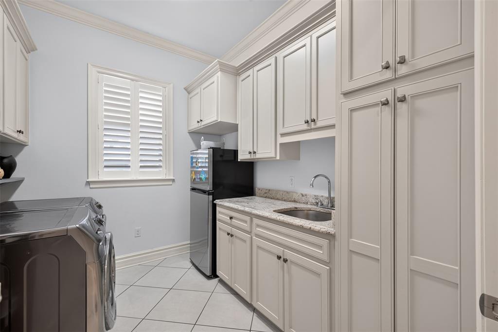 443 Oakwood Trace Court Property Photo 14