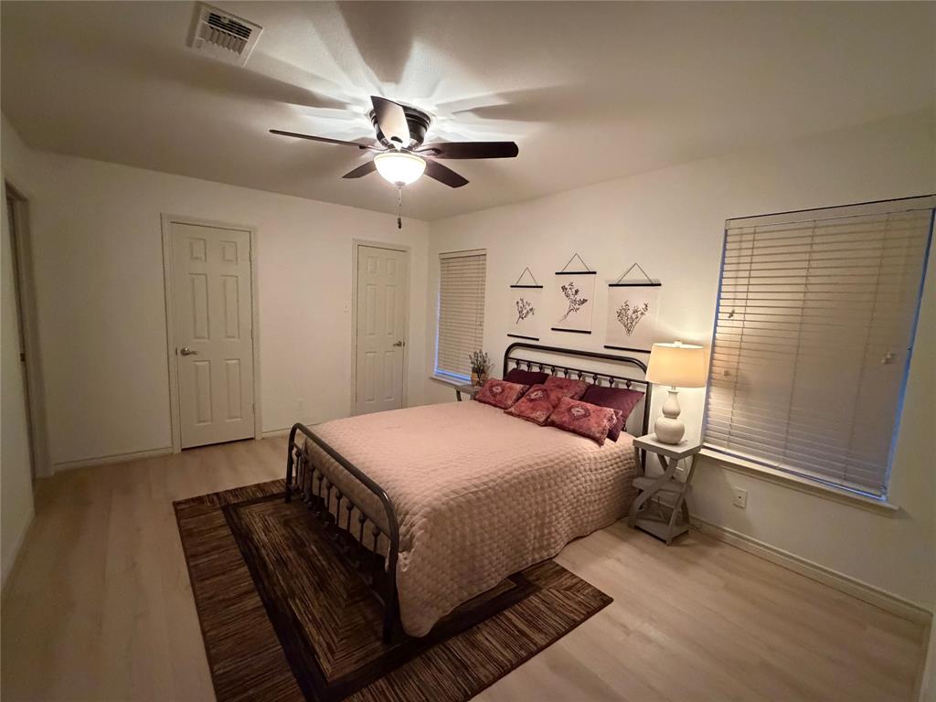 1107 Oxford Drive Property Photo 7