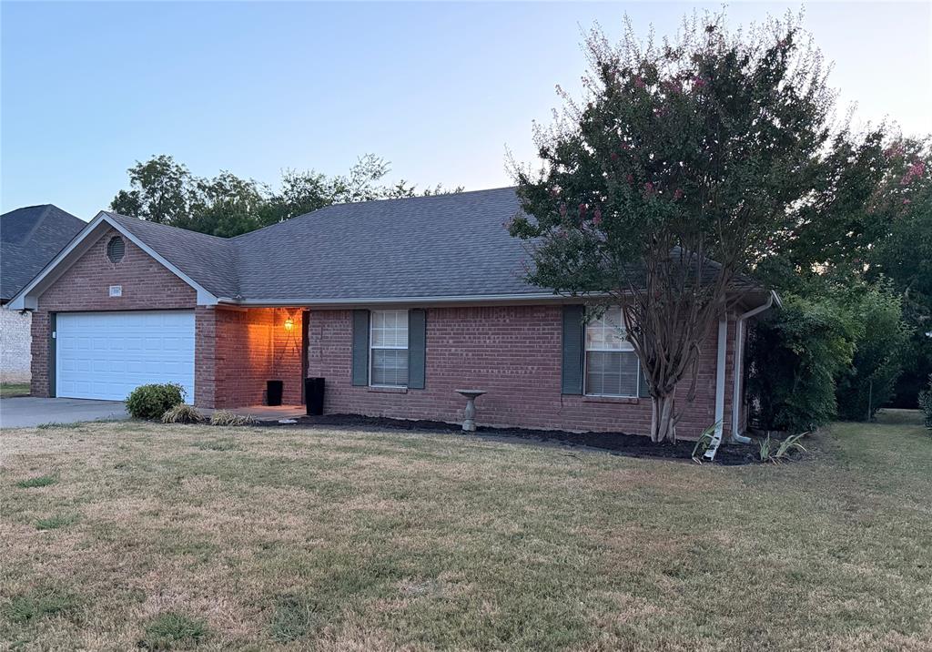 1107 Oxford Drive Property Photo 18