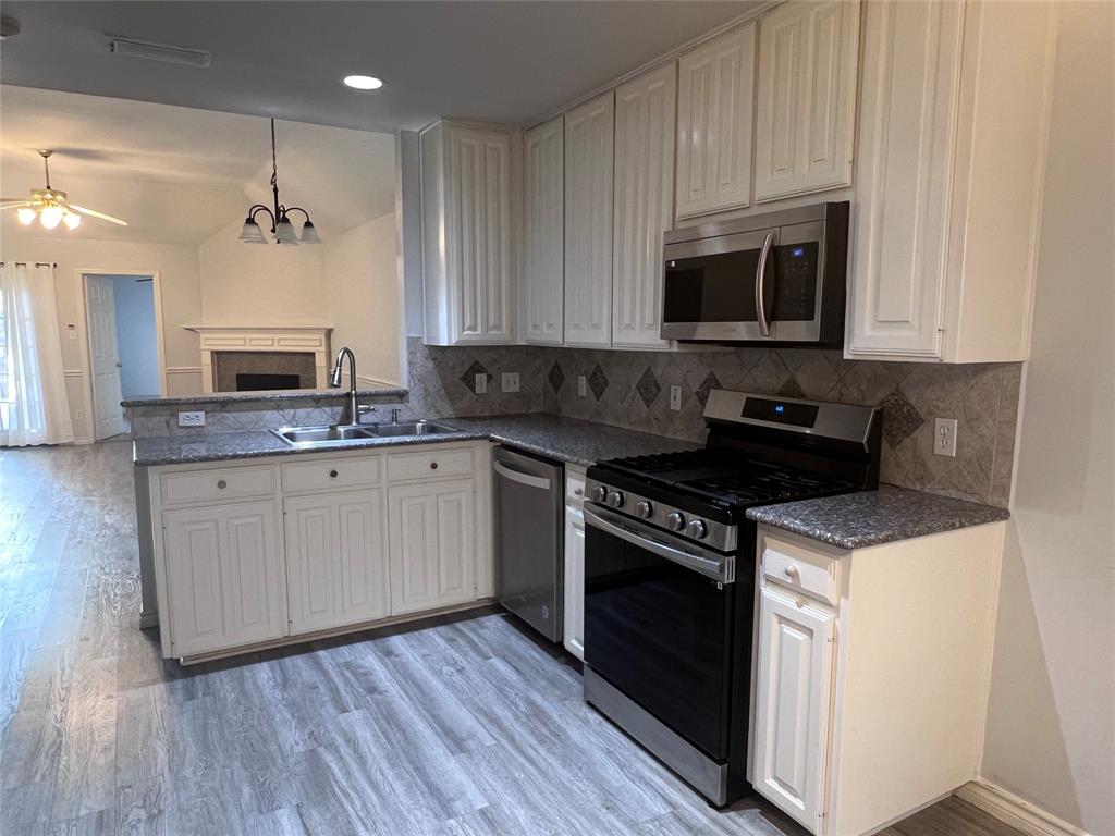 8113 Case Drive Property Photo 10