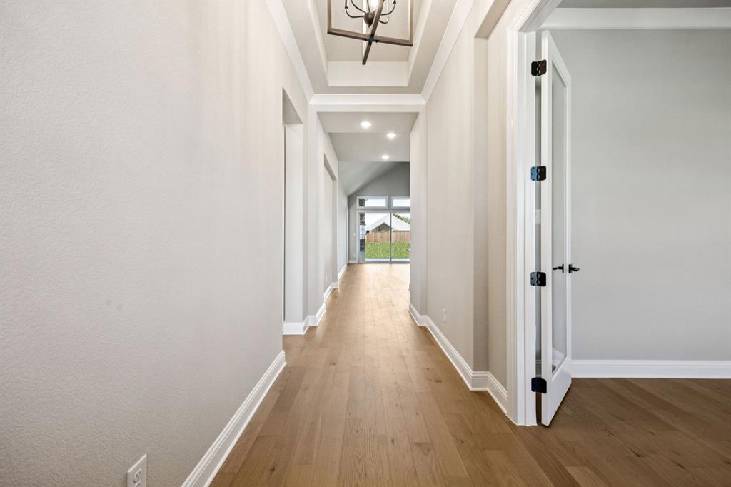 137 Cross Timbers Street Property Photo 2
