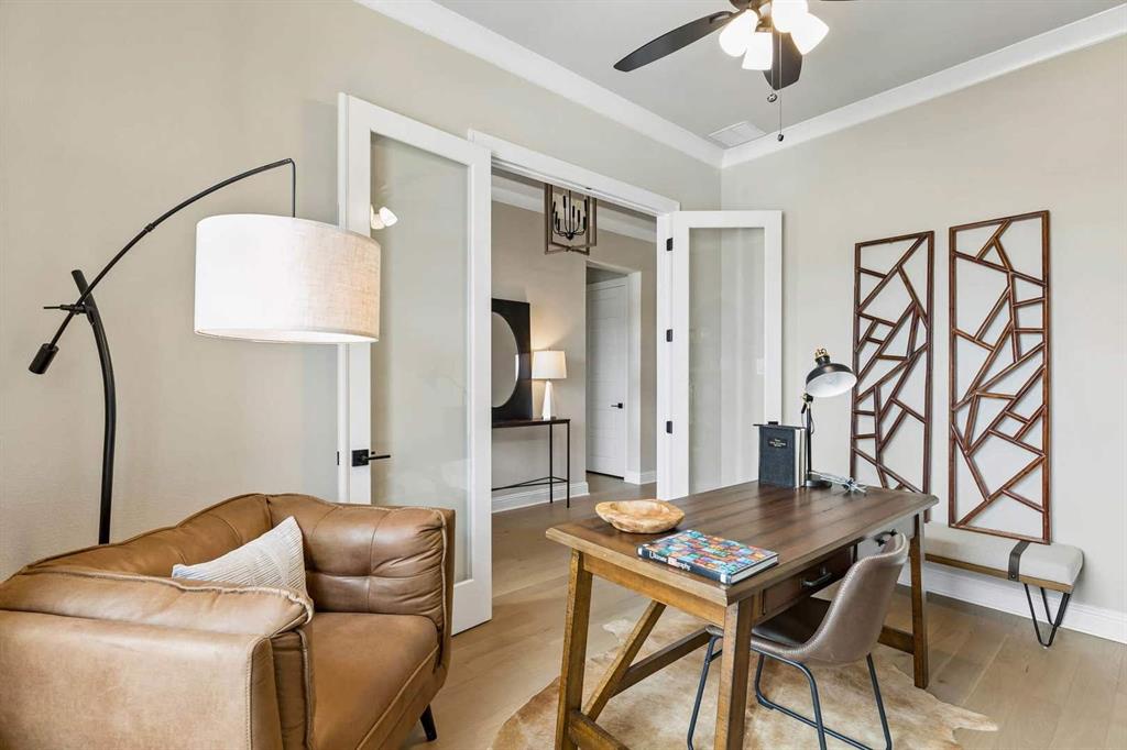 137 Cross Timbers Street Property Photo 3