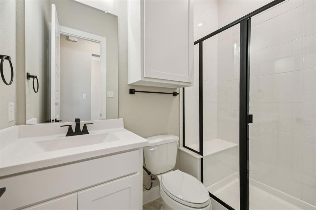 137 Cross Timbers Street Property Photo 4