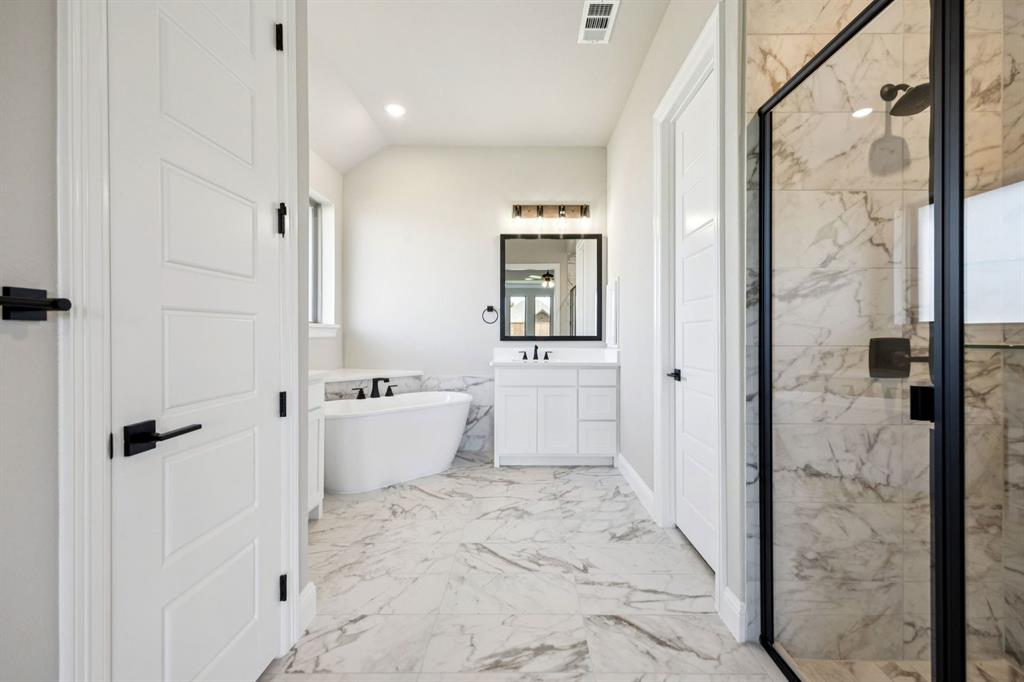 137 Cross Timbers Street Property Photo 13
