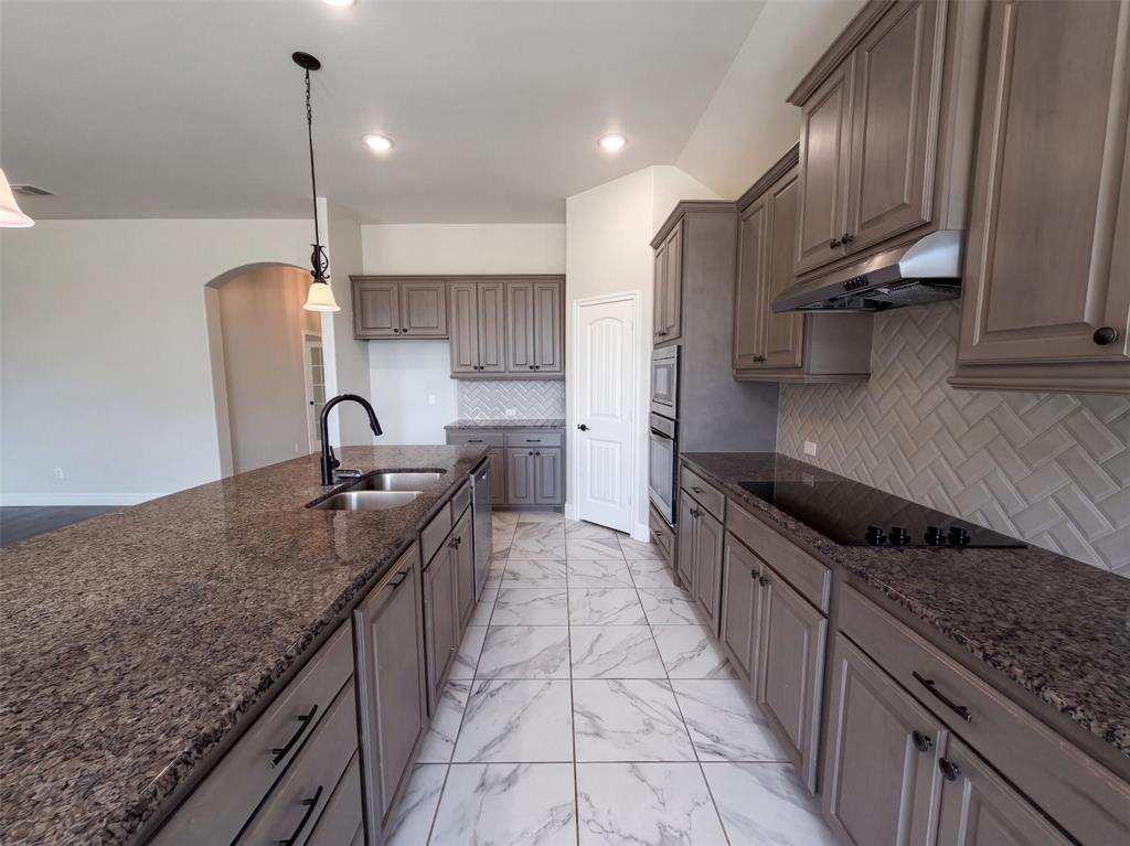 130 Red Pine Drive Property Photo 2