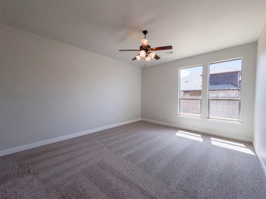 130 Red Pine Drive Property Photo 4