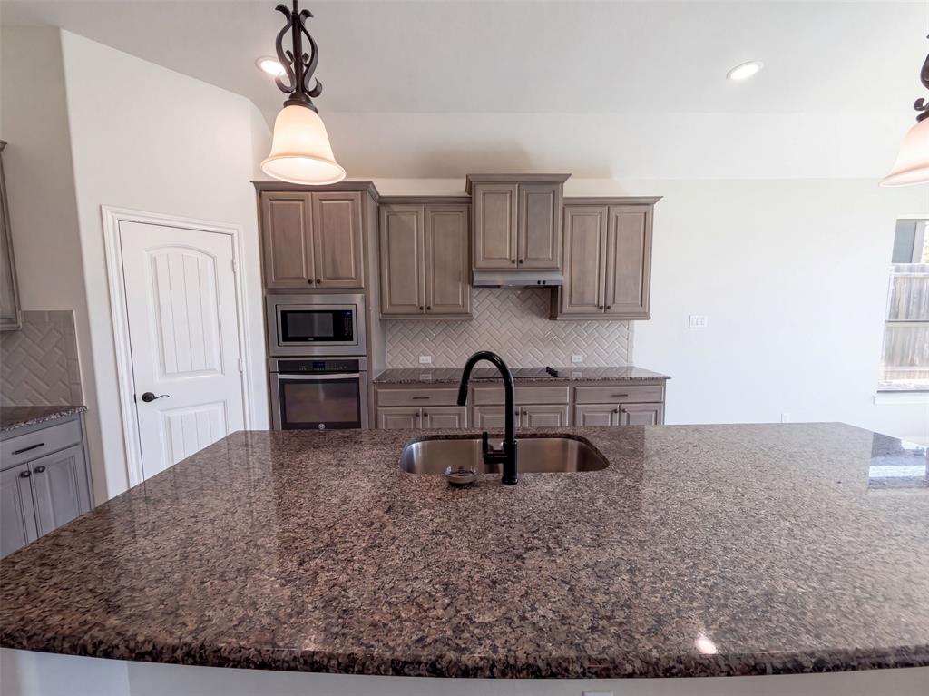130 Red Pine Drive Property Photo 8