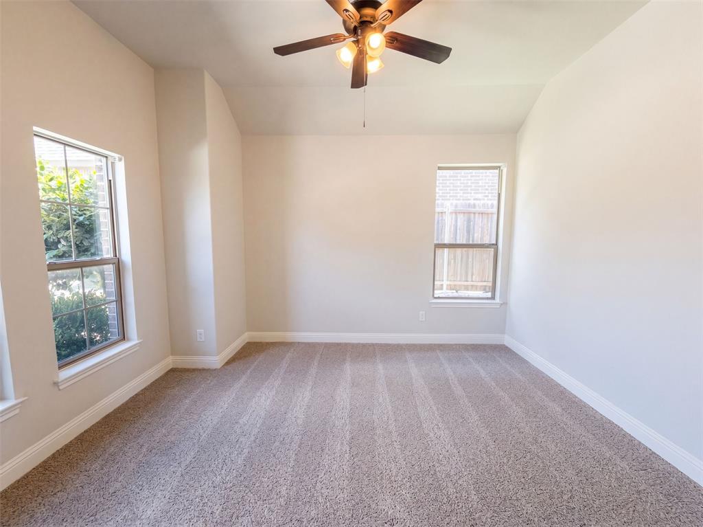 130 Red Pine Drive Property Photo 13