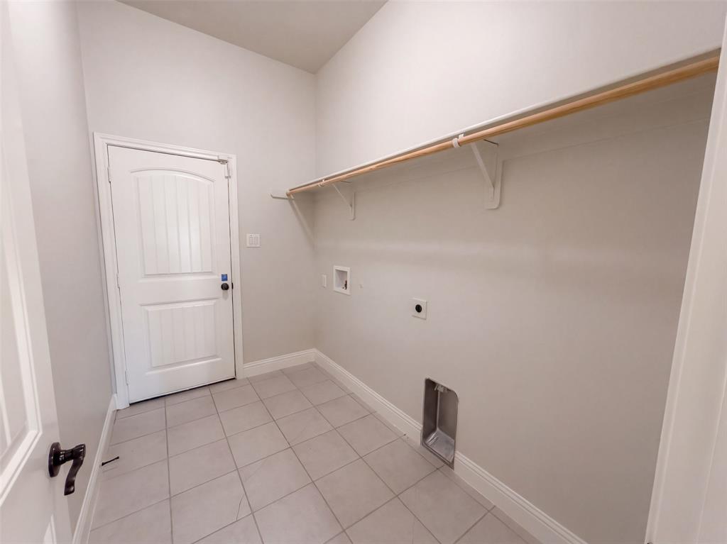 130 Red Pine Drive Property Photo 18