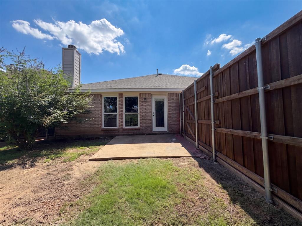 6312 Candletree Lane Property Photo 5