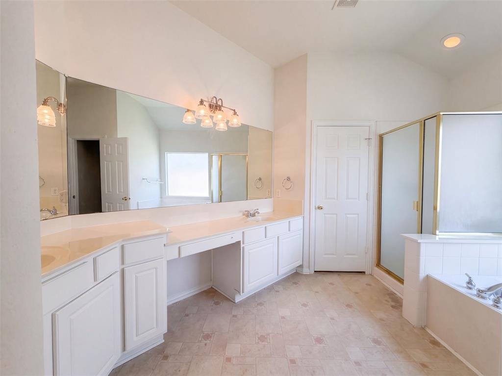 6312 Candletree Lane Property Photo 8