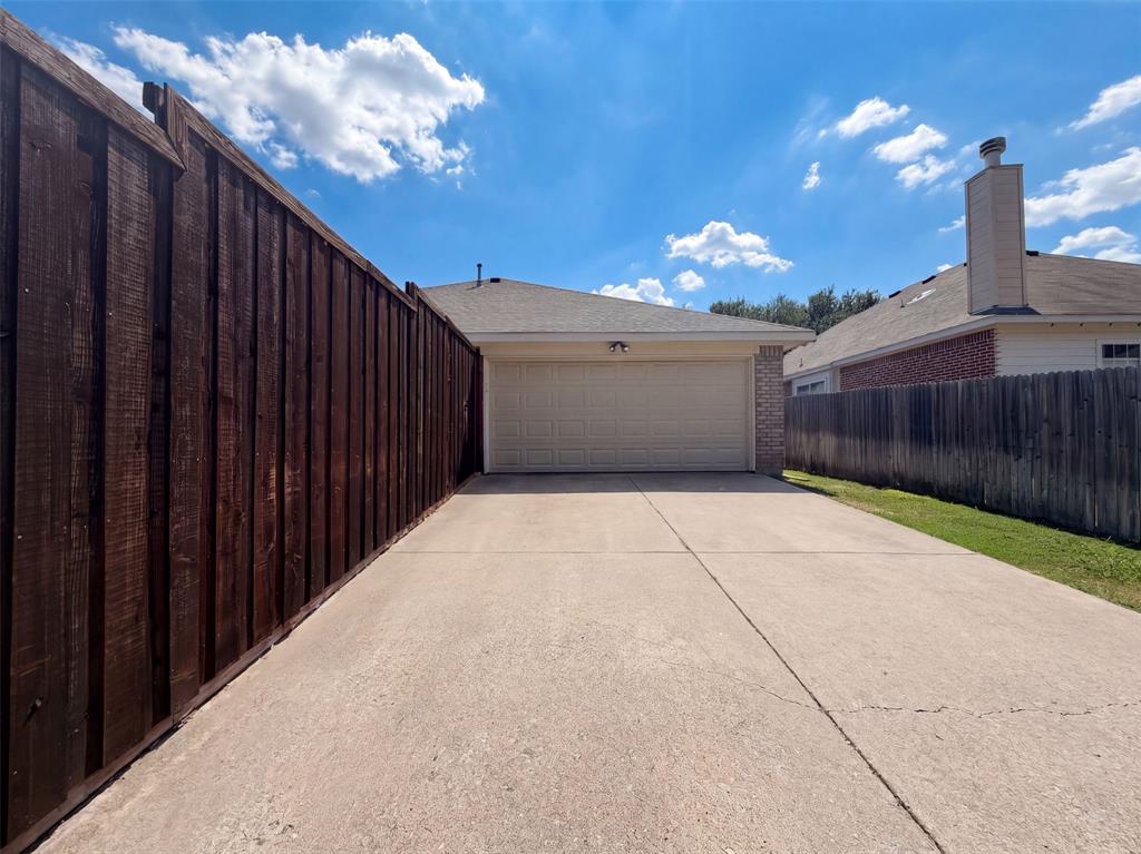 6312 Candletree Lane Property Photo 14
