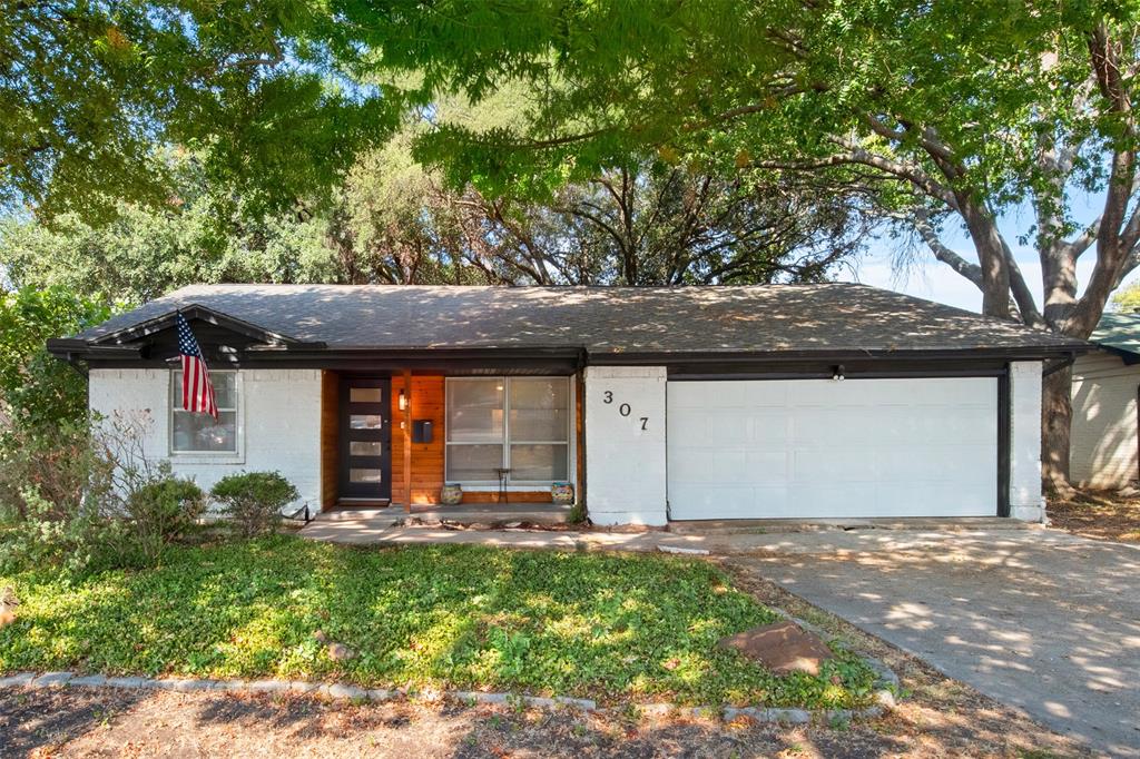 307 Dogwood Drive Property Photo 1