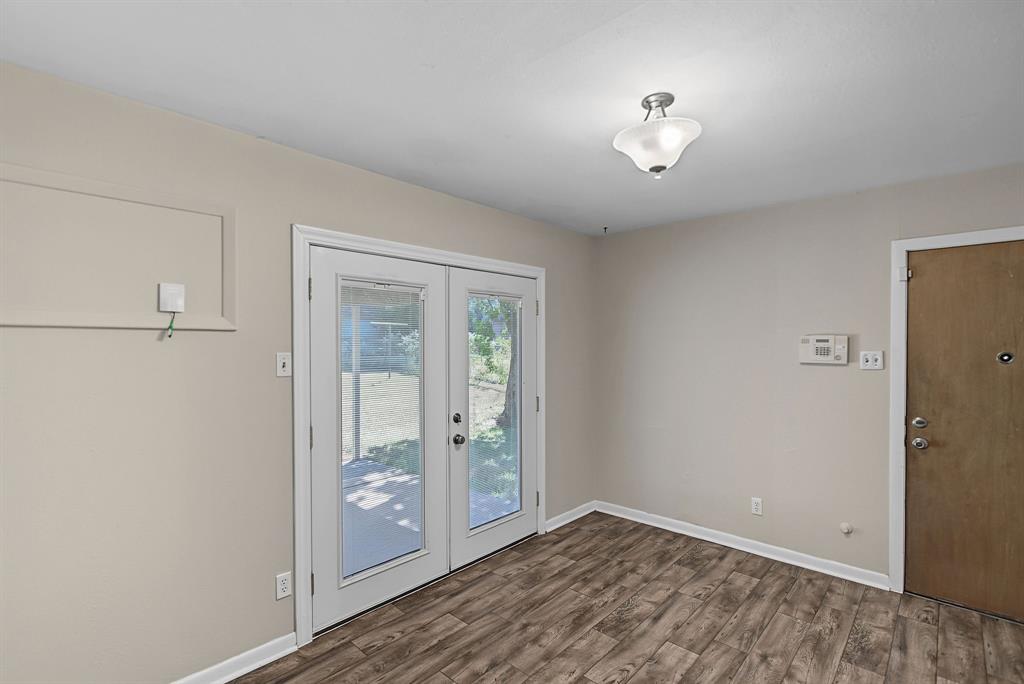 2845 Alkay Drive Property Photo 6