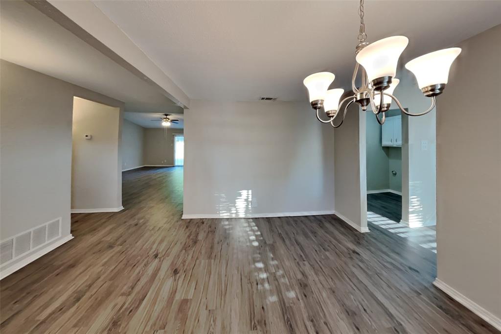 3905 Branch Hollow Drive Property Photo 8