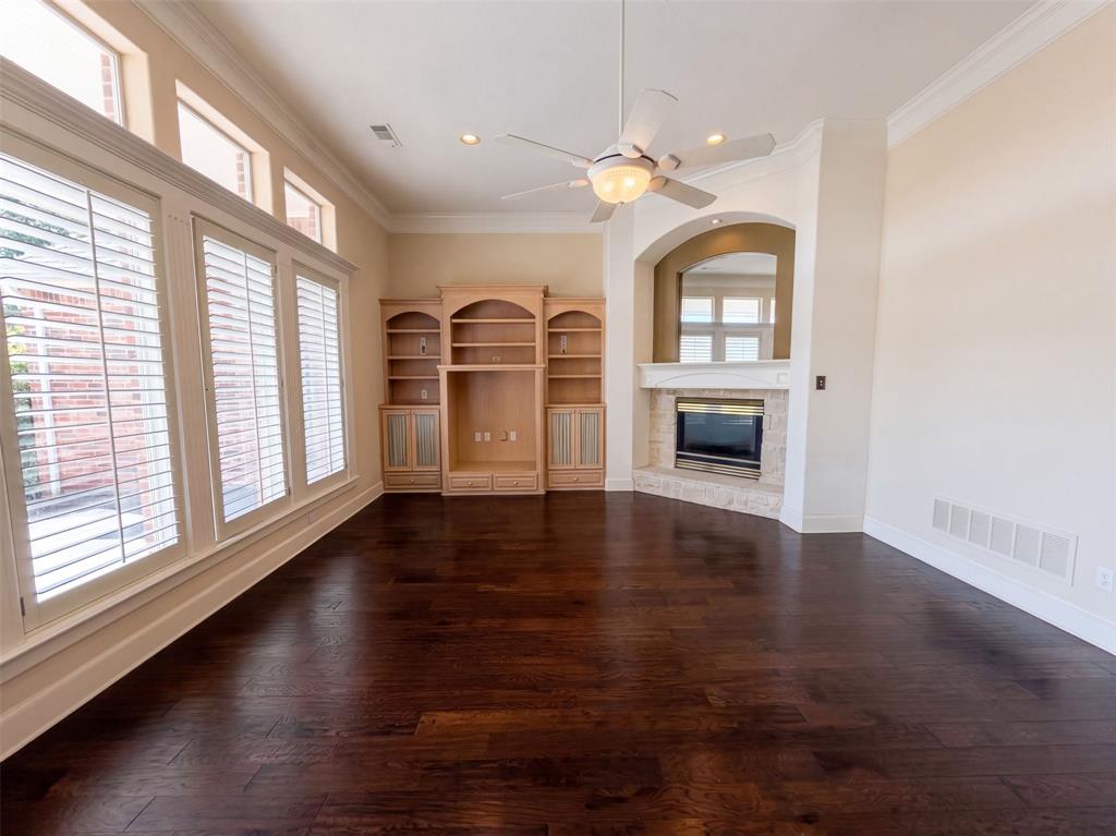 619 Edgewood Lane Property Photo 3