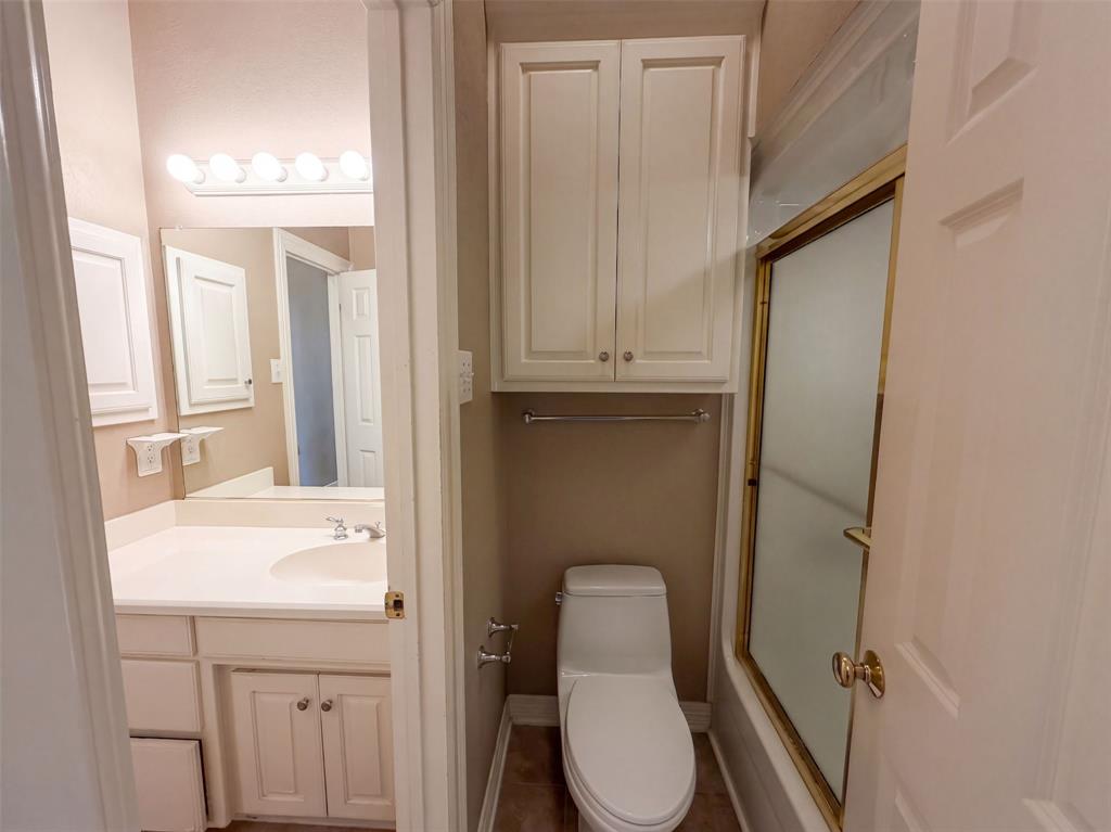 619 Edgewood Lane Property Photo 19