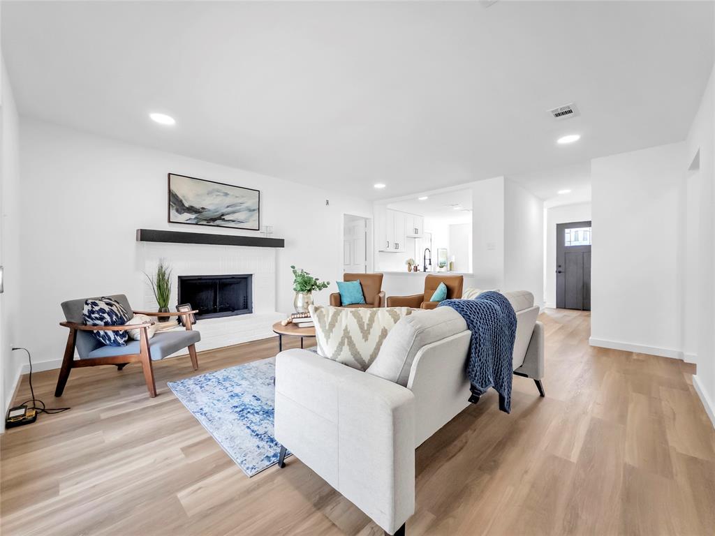 8 Atlanta Court Property Photo 1