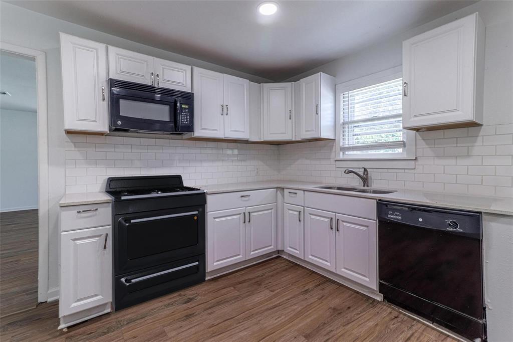 2622 W Johnson Street Property Photo 2