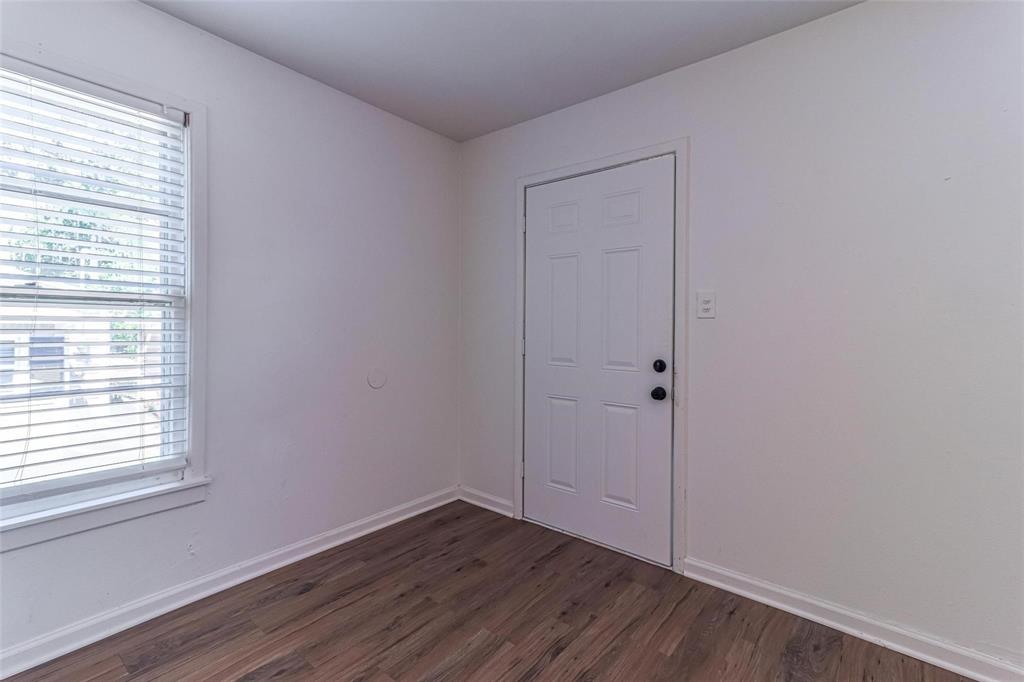 2622 W Johnson Street Property Photo 8