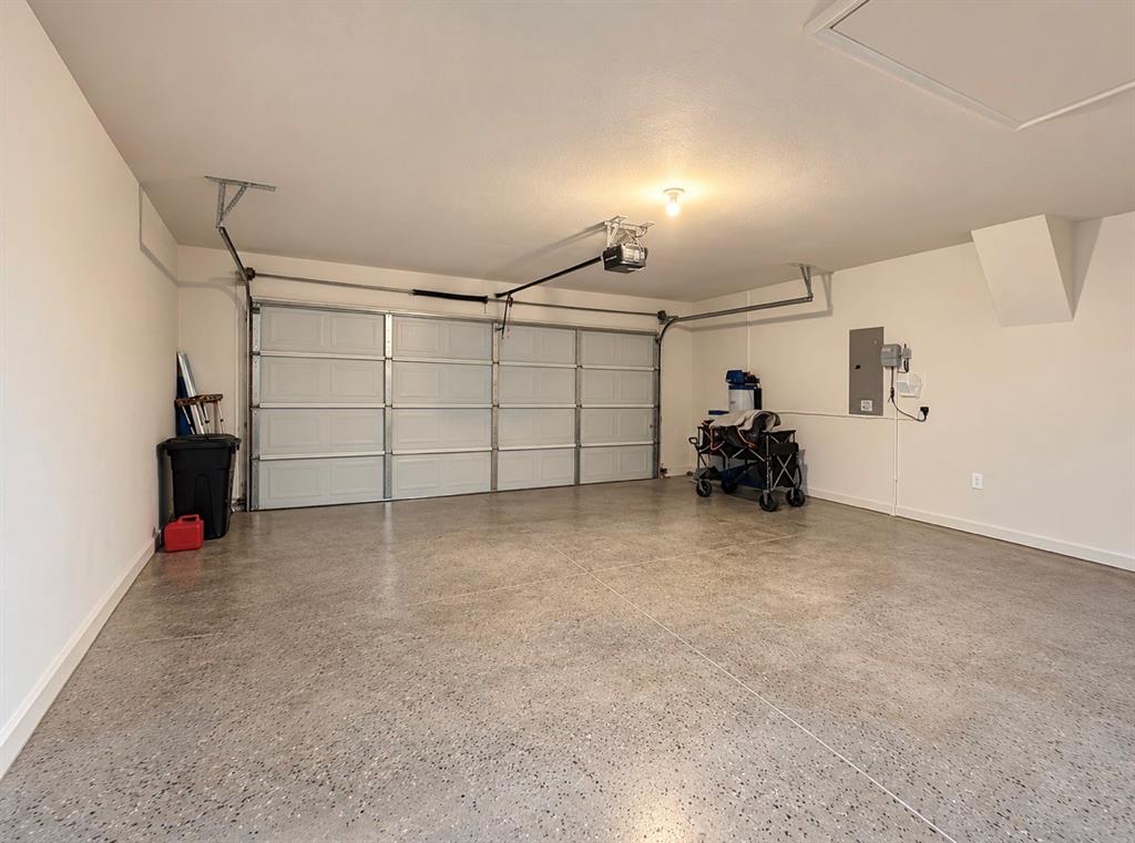 100 Gardenia Drive Property Photo 6