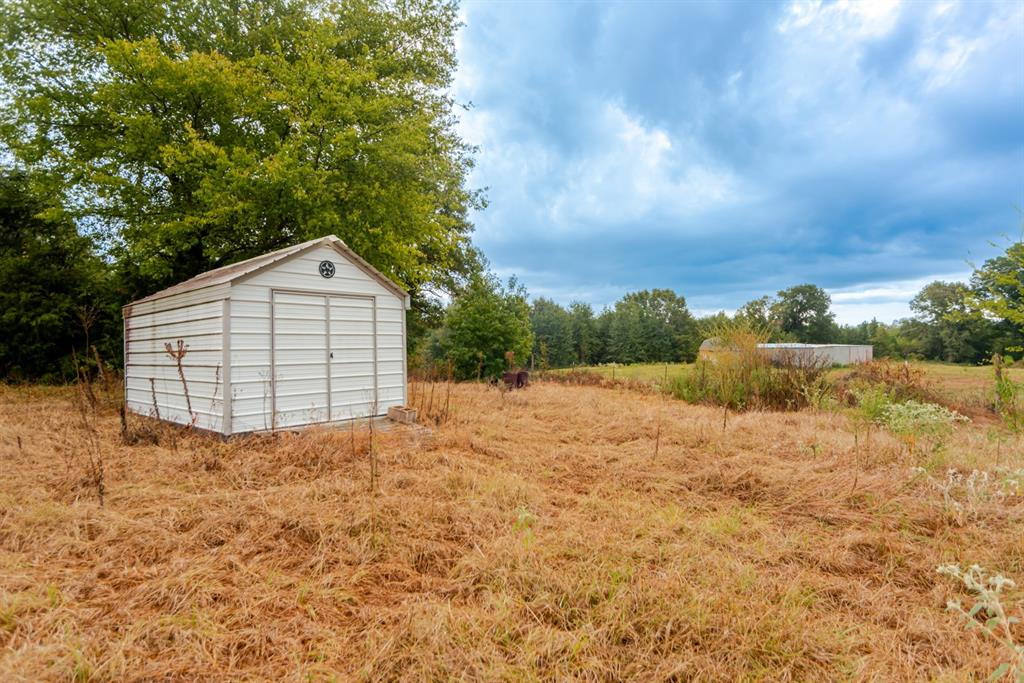 1262 Fm 1647 Property Photo 10
