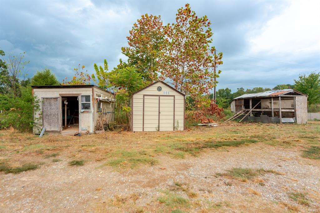 1262 Fm 1647 Property Photo 11