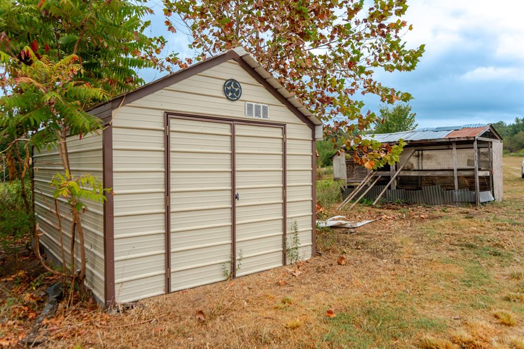1262 Fm 1647 Property Photo 15