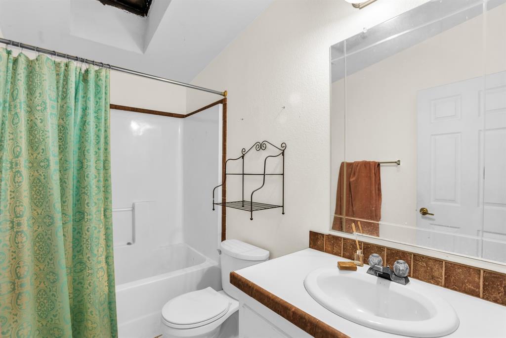 1262 Fm 1647 Property Photo 30