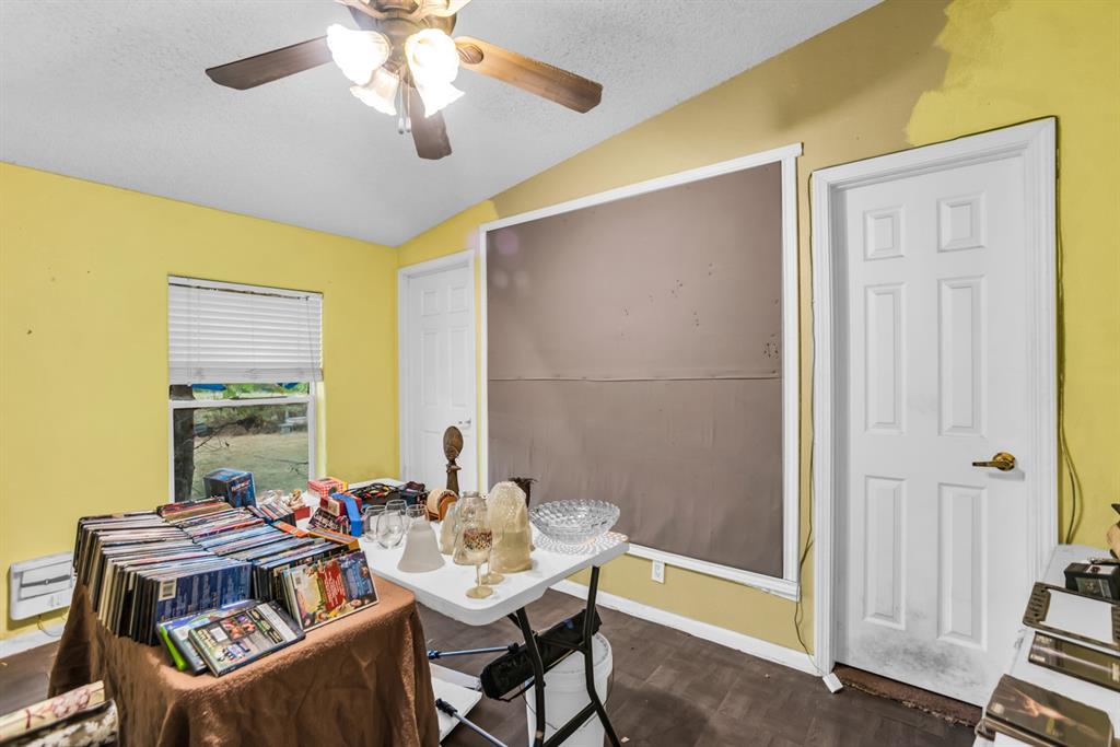 1262 Fm 1647 Property Photo 31