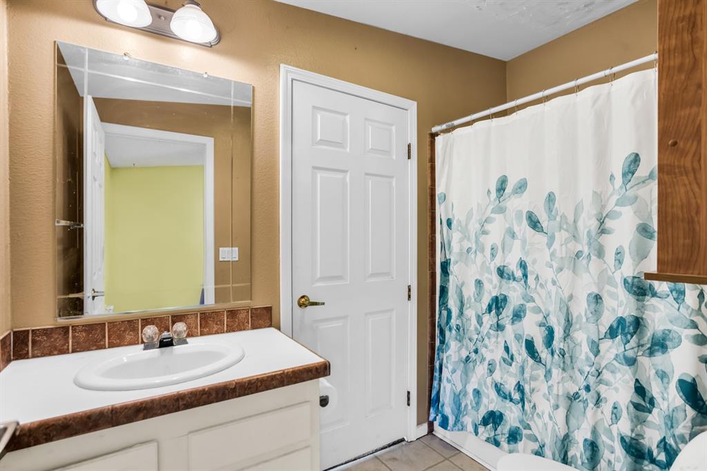 1262 Fm 1647 Property Photo 33