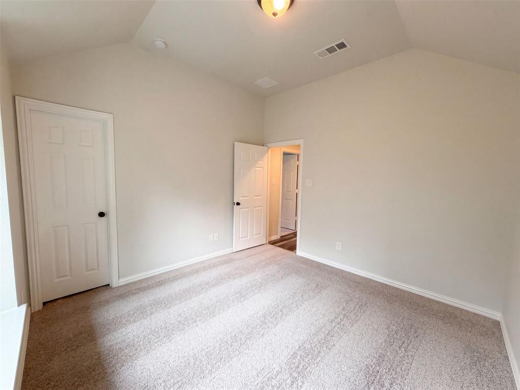 9332 Kaitlyn Court Property Photo 10