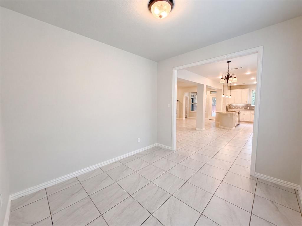 9332 Kaitlyn Court Property Photo 16