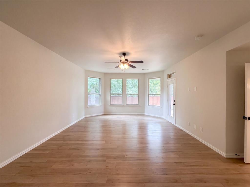 9332 Kaitlyn Court Property Photo 19
