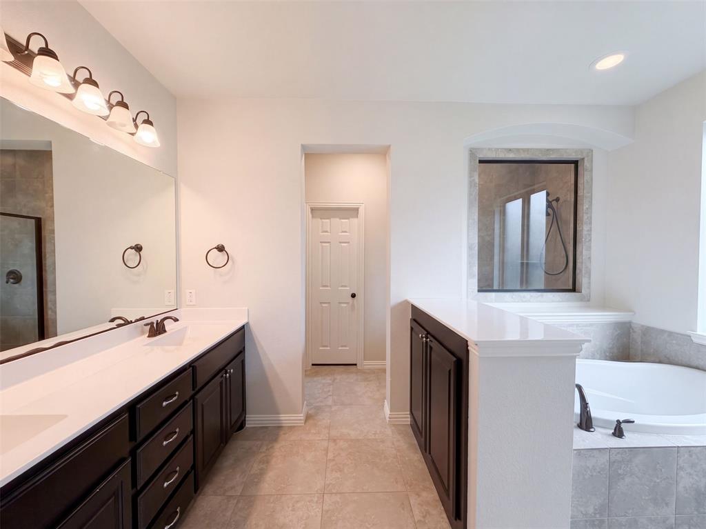 9332 Kaitlyn Court Property Photo 33