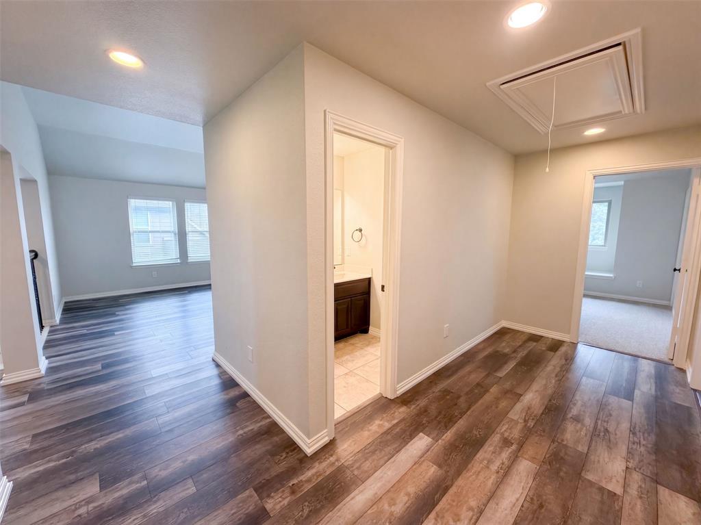 9332 Kaitlyn Court Property Photo 36