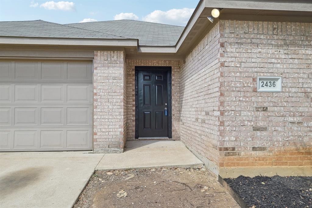 2436 Galemeadow Drive Property Photo 3