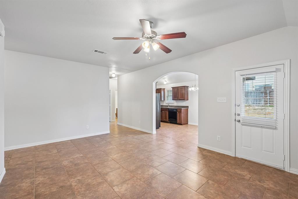 2436 Galemeadow Drive Property Photo 7