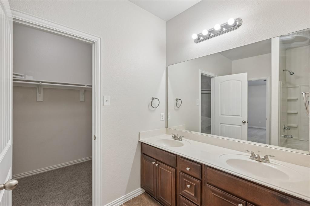 2436 Galemeadow Drive Property Photo 25