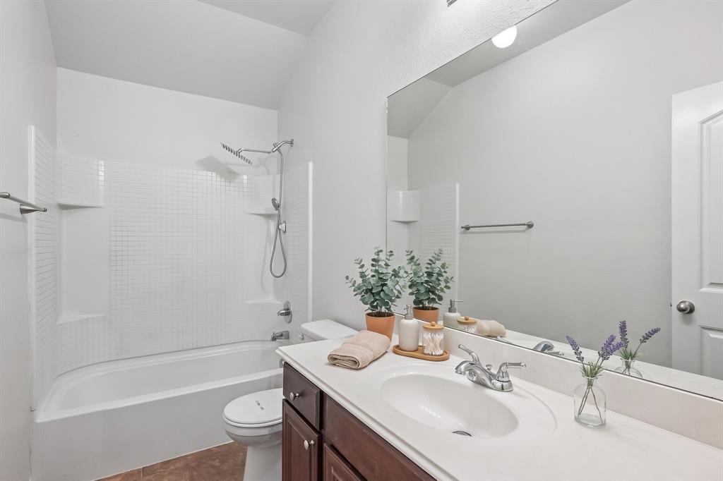 2436 Galemeadow Drive Property Photo 27