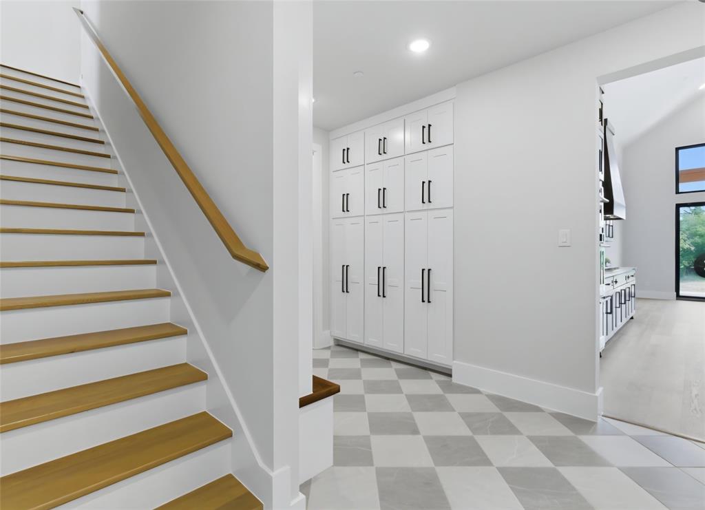 2608 Southbay Property Photo 21
