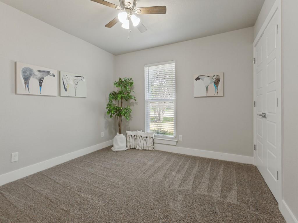 407 Pleasant Valley Lane Property Photo 21