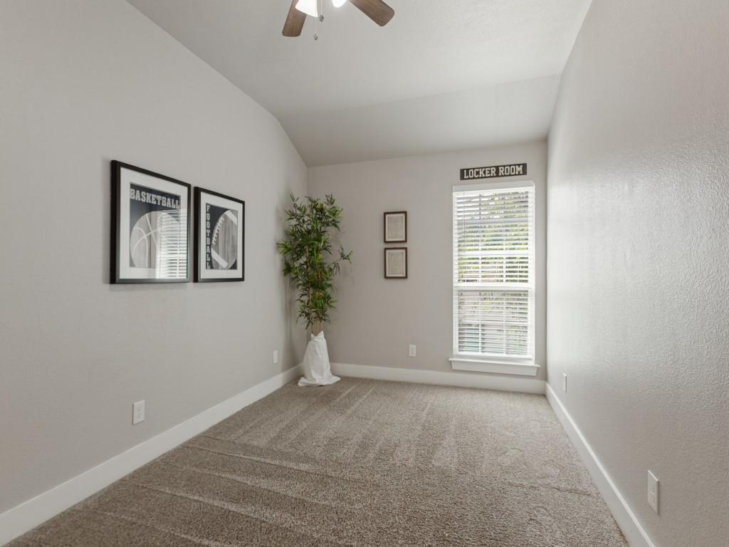 407 Pleasant Valley Lane Property Photo 25